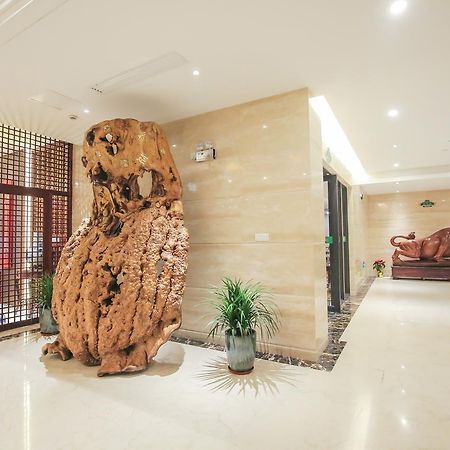 Xin Jue Jiayi Hotel Airport And International Resort Shanghai Exterior photo