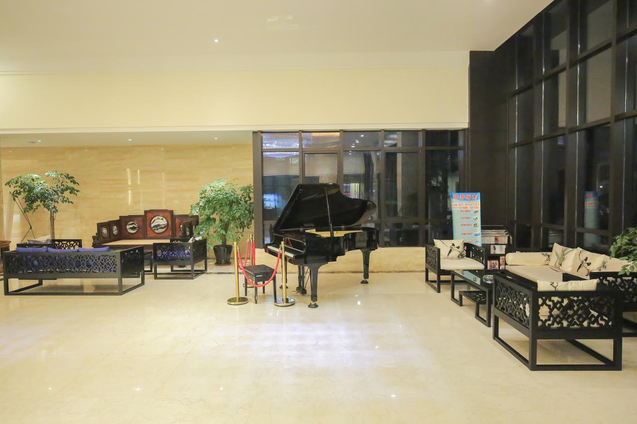 Xin Jue Jiayi Hotel Airport And International Resort Shanghai Exterior photo